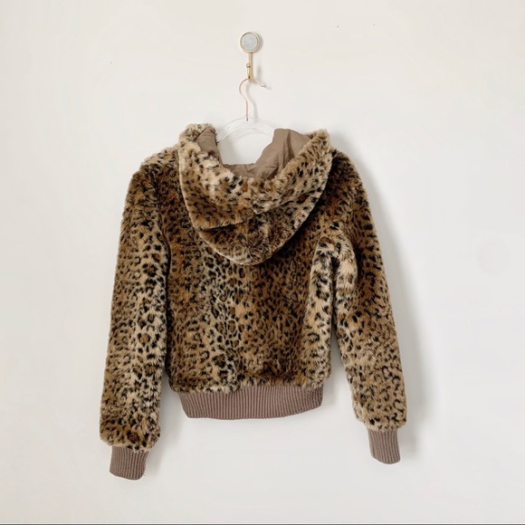 UO Lux Leopard Faux Fur Bomber Jacket - Picture 7 of 7